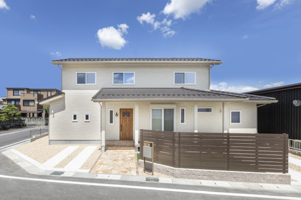 株式会社岡春工務店